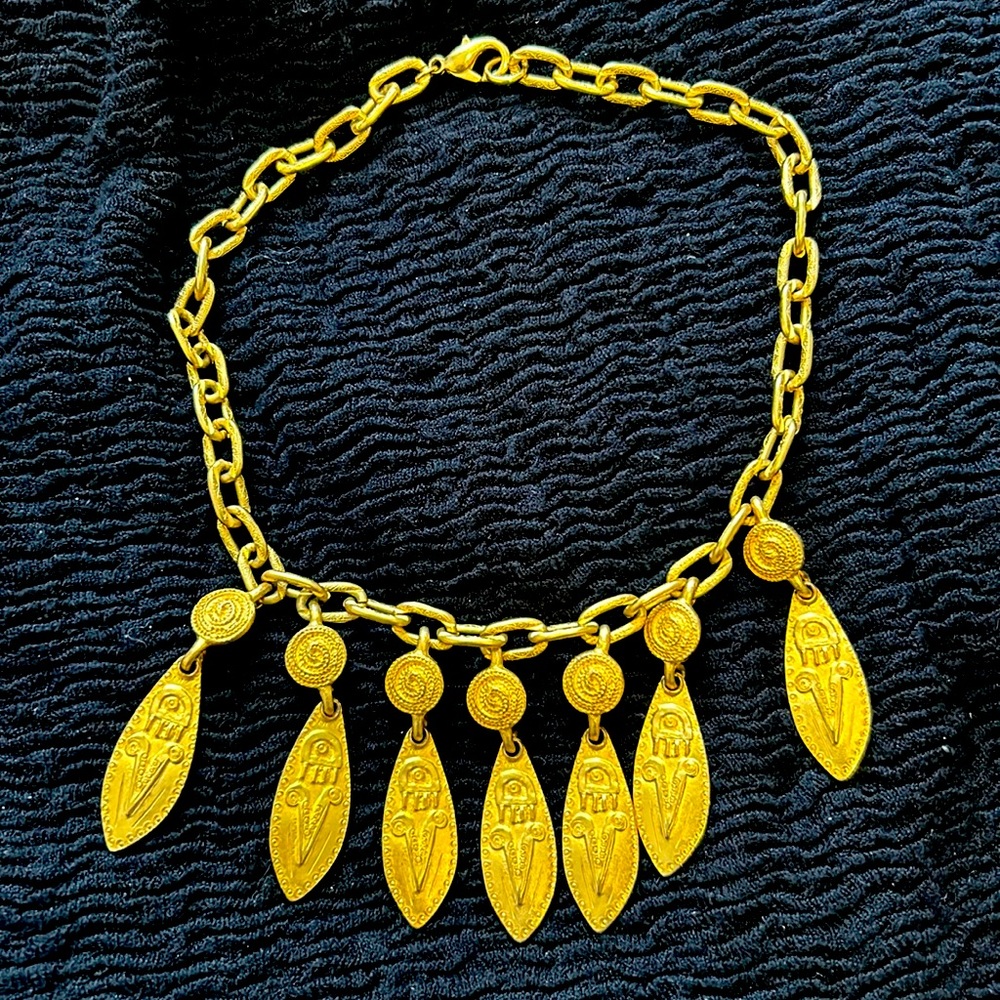 Gold tone Egyptian-inspired necklace